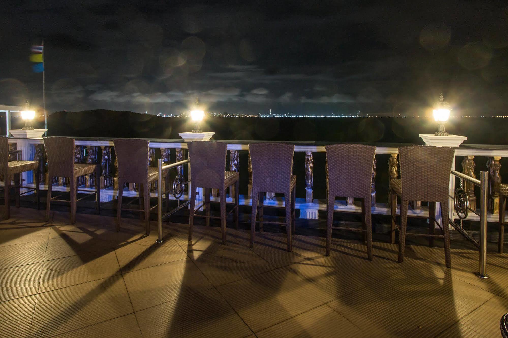 Suntosa Resort Larn-sziget Kültér fotó